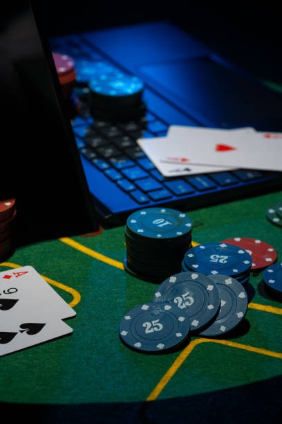 kaisar328 slot mobile app interface showing live-dealer casino tables and sportsbook markets